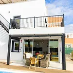 Callao Salvaje 3br With Heated Pool Outdoor Kitchen & Gas Bbq Stunning Views * Costa Adeje (Tenerife)