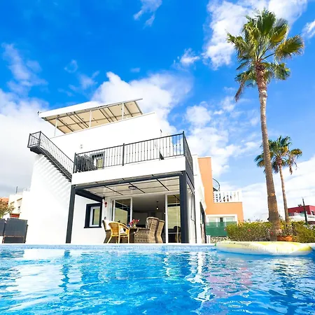 3br With Heated Pool, Outdoor Kitchen & Gas Bbq, Aircon, Stunning Views By Aqua Vista Tenerife וילה